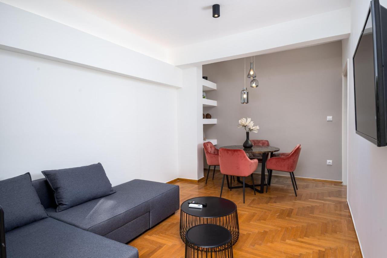 Cozy City Central Flat @ Psila Alonia Square Aigio Dış mekan fotoğraf